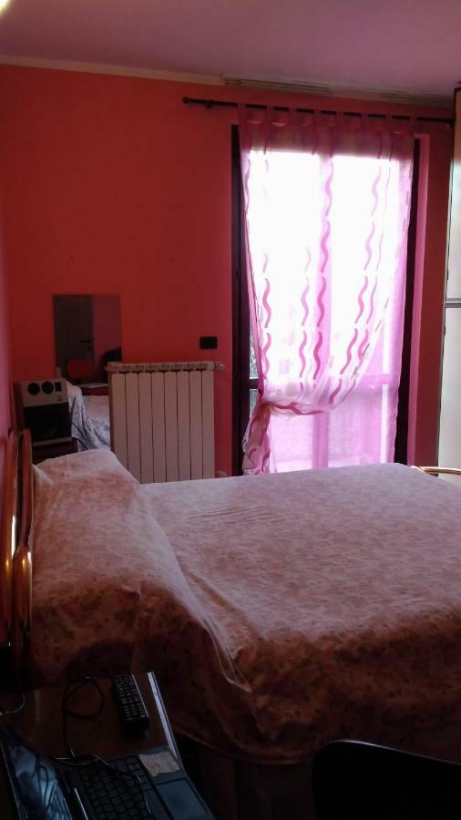 Villetta Rossini Appartamento Da Condividere Con Me Luciano Servizio Ospiti Taxi Driver Navetta No Wifi 2 Camera Da Letto Per 5 Persone Valbrembo Exterior foto